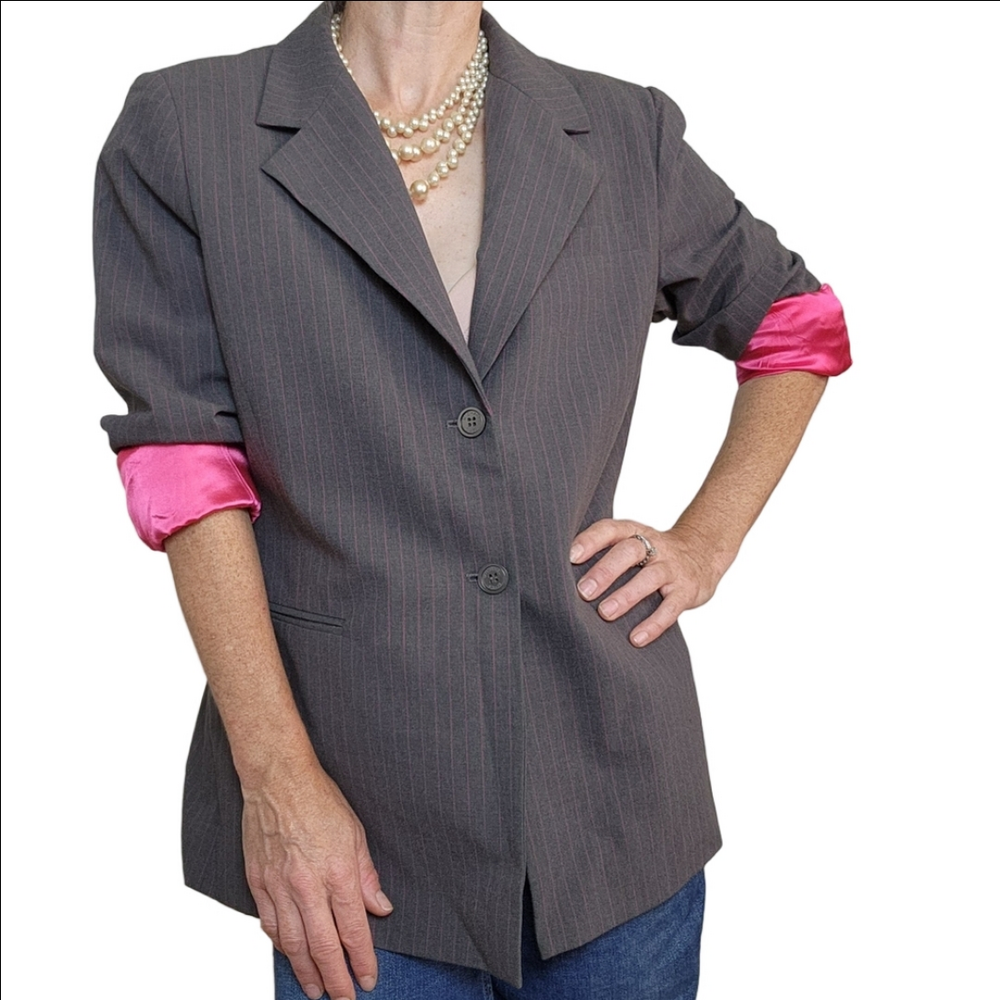 Blazer Gray with Pink pinstripes Pink Lining Collared Pockets MICHEAL KORES